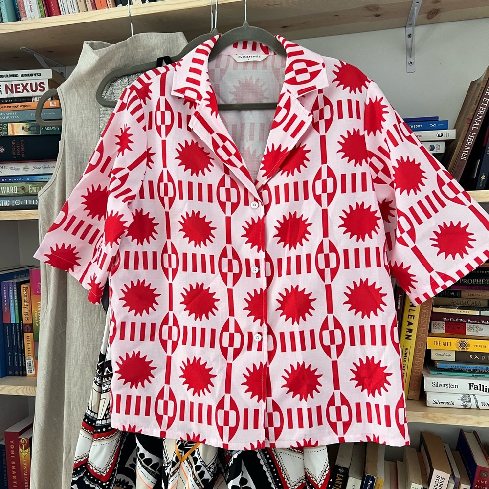 Red & Pink Retro Patterned Button-Up Shirt